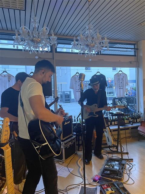 maloWEIN Heidenheim — Roger & The TinWhistles, Foto 3